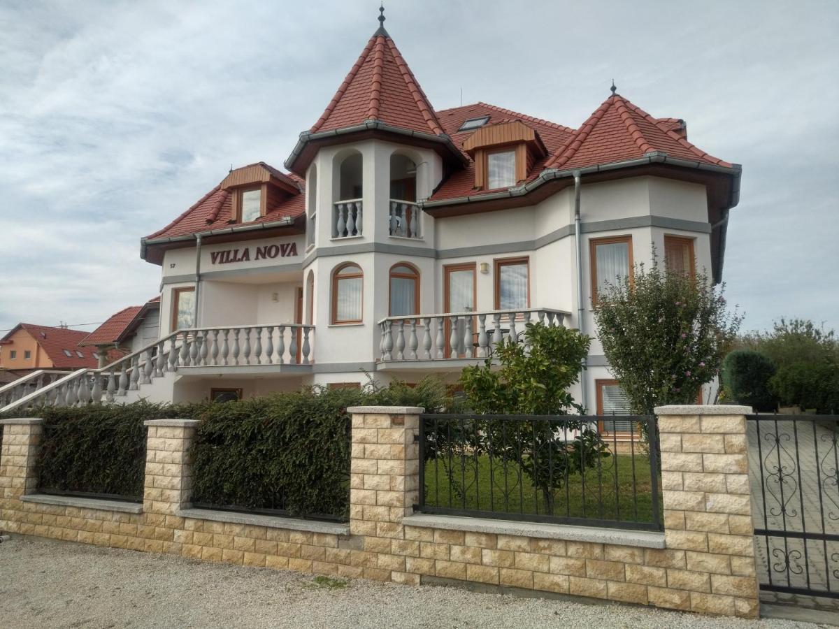 Villa Nova Heviz Luaran gambar