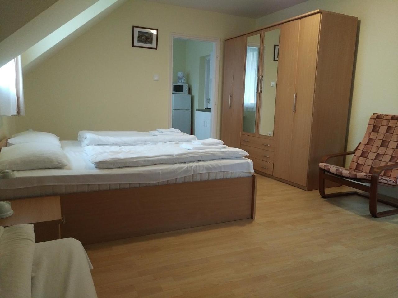 Villa Nova Heviz Luaran gambar